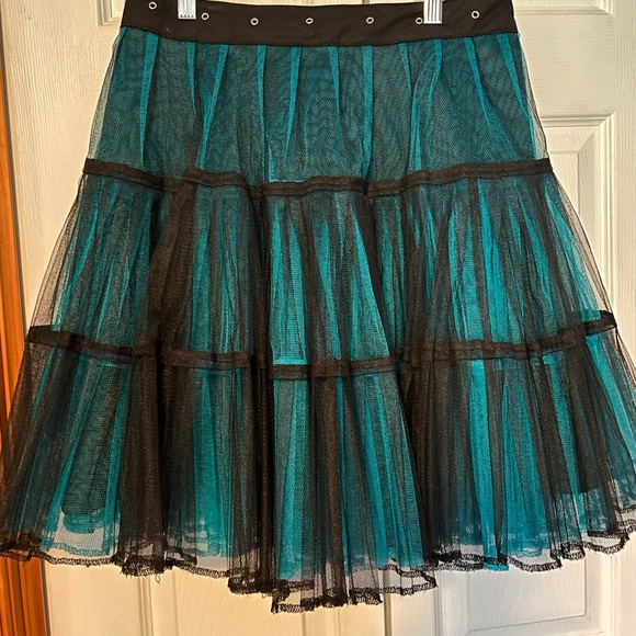 Tripp NYC Tulle Skirt - Picture 2 of 8